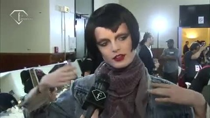 fashiontv Ftv.com - Paris Fw F W 09 - 10 - Jeremy Scott Backstage 