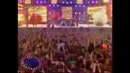David Guetta - Love Is Gone (live)