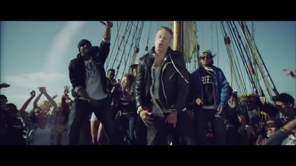 Macklemore & Ryan Lewis - Can't Hold Us feat. Ray Dalton ( Официално Видео )