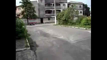 Hot Girl + Scooter = Pwnage .wmv