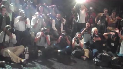 Christopher en conferencia de prensa en el Lunario... 