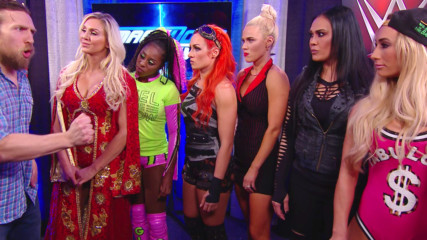 Who will be the captain of the SmackDown Women's Survivor Series team?: SmackDown LIVE, Oct. 24, 2017