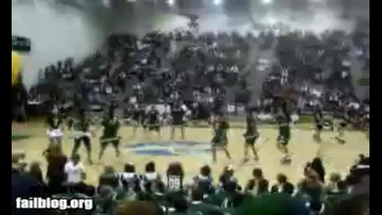 Cheerleading Fail 