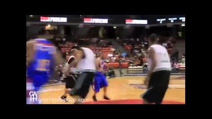 Bow Wow застава лице в лице с Nelly и едва не изяжда един тупаник по време на баскетболен мач 