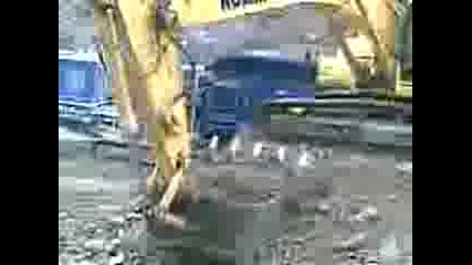 Komatsu.3gp
