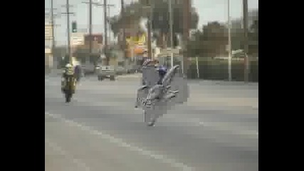 Луди