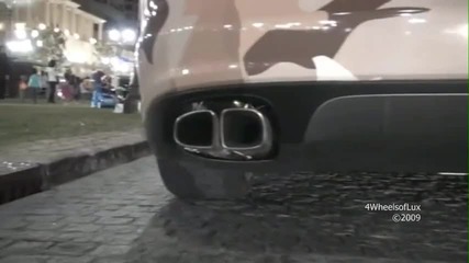 Desert Porsche Panamera Turbo