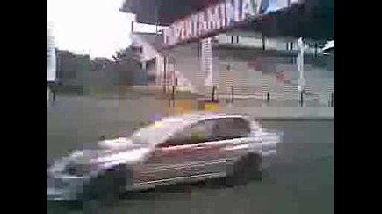 Evo Vii Vs Mitsubishi Galant Drag Race