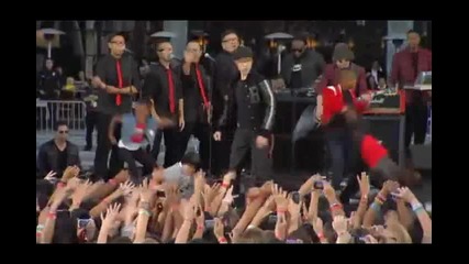 Justin Bieber U Smile Baby Somebody to love [live]