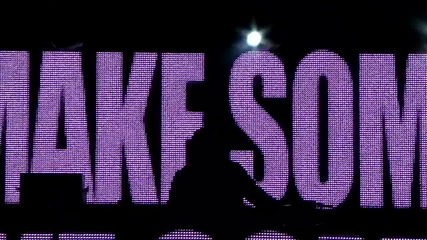 Tiesto - Solar Summer Festival 2012 ( На живо ) 5