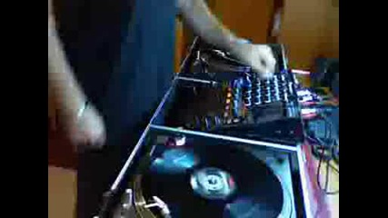 Techno - Minimal Series 1 Tenminmix.avi