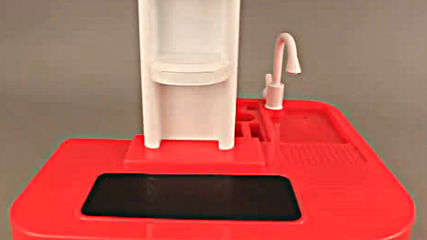 Кухня със светещи котлони и мивка с течаща вода-101040355via torchbrowser.com