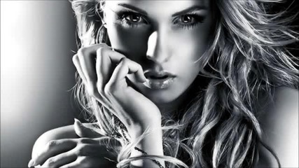 Dash Berlin feat. Sarah Howells - Go It Alone ( Club Mix )