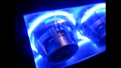 2 Subwoofers Pioneers.flv
