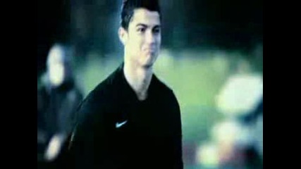 Cristiano Ronaldo vs Bugatti Veyron