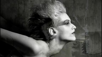 Camea - Both Hands