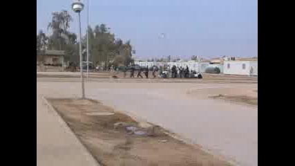 Iraq - Plolice Marching