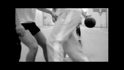 Lepa Brena - Metak sa posvetom, Official music Video 2011