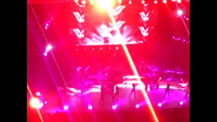 Yandel " La Leyenda" - Hasta Abajo Live (part1)