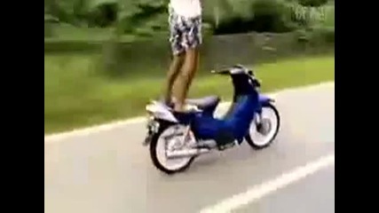 Луд моторист