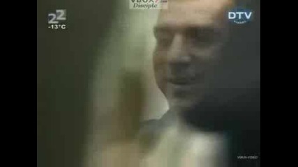 Goli i sme6ni skrita kamera