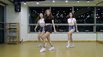 Kpop Random Dance Game 77