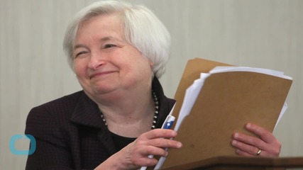 Fed's Yellen Says Expects Rate Hike This Year