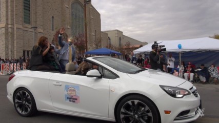 Sin Cara gives thanks as 2018 Sun Bowl Parade's Grand Marshal