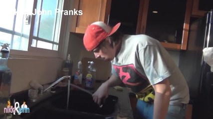 Epic Cinnamon Challenge Fail - www.uget.in