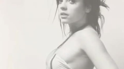 Lily Allen; Come Together 