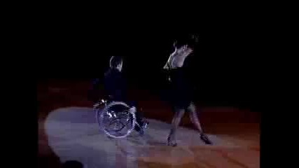 Перфектен танц с инвалид 