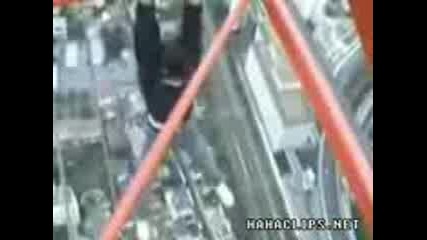 Този Човек Е Луд