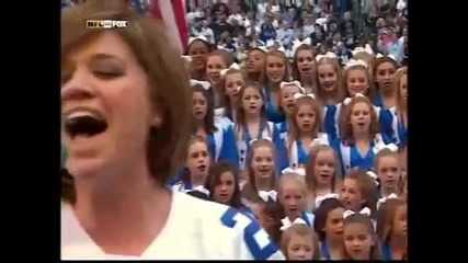 Химна на Америка - Kelly Clarkson - National Anthem - Nfl 
