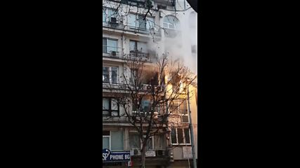 Пожар в жилищна сграда в Пловдив