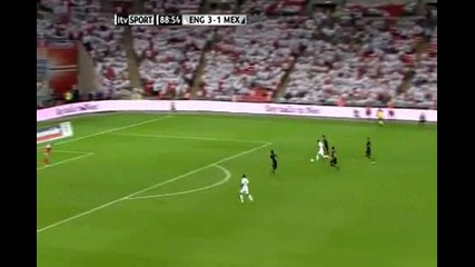 Aaron Lennon Using His Pace v Mexico