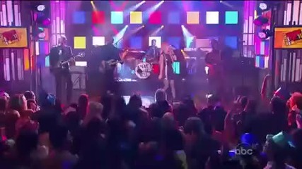 Avril Lavigne - what The Hell Live on Dick Clark!