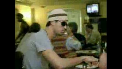 Enrique Iglesias - Maybe