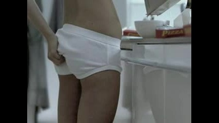 Перфектното момиче