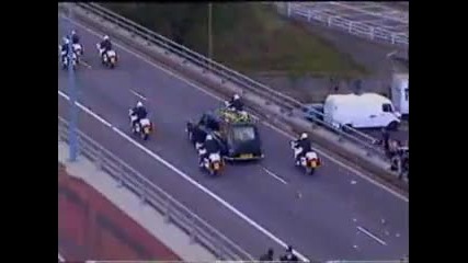 Princess Dianas Funeral Part 26 The Hearse reaches the M1 the flower stop 