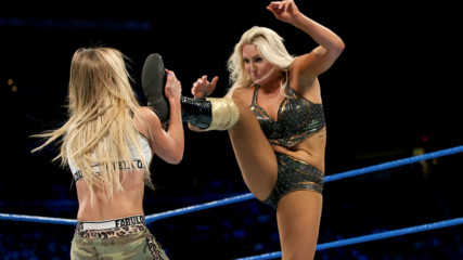 Charlotte Flair vs. Carmella: SmackDown LIVE, Sept. 26, 2017