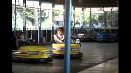 Superboy - 1x06 - Bringing Down the House