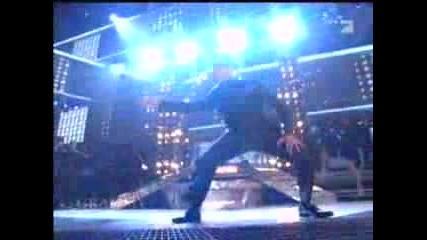 Usher - Caught Up / Sex Machine Live