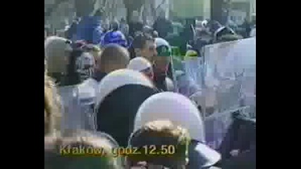 Cracovia Hooligans - Полша