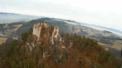 Крепостта Хричов, Словакия