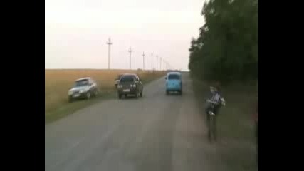 moskvich 403 vs. lada 2112