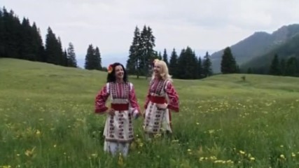 Виевска Фолк Група - Залюбих Мамо Три Моми (official Video)