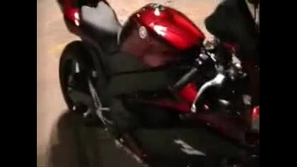 2007 Yamaha R1 with Yoshimura Trc