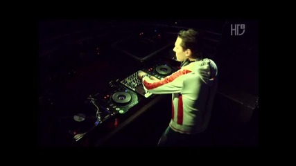 dj tiesto live @ Disneyland Resort Paris 2005hdtv част 6