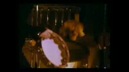 Genesis - Dancing With The Moonlight Knight