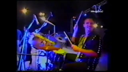 Орк.канарите и Глория-мома в зандани да лежи (live)